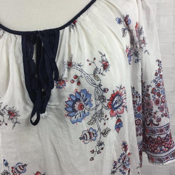 Loft Peasant Style Blouse, Floral Design, Size M - Picture 4 of 6